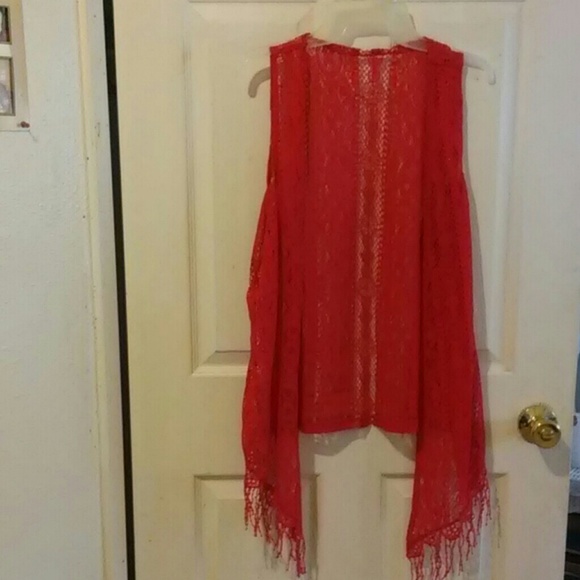 Clothes - Picture 6 of 8